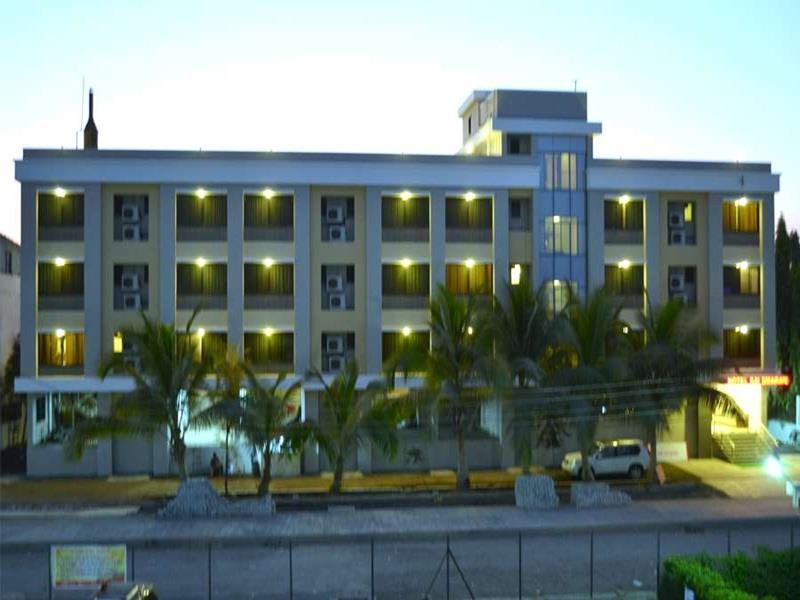 Hotel Sai Smaran Sirdi Kültér fotó